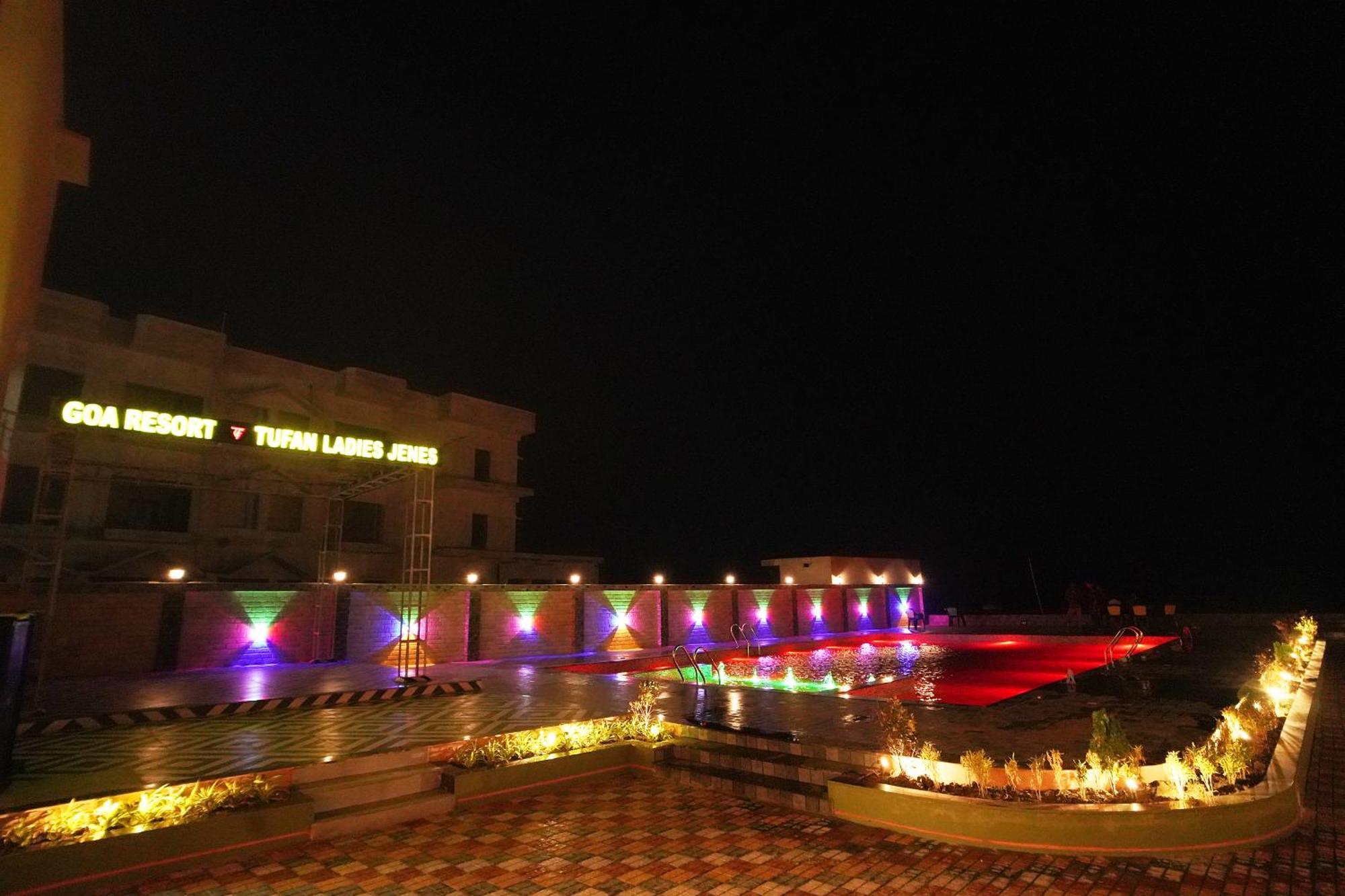 Goa Beach Resort On Beach Mandarmani Dış mekan fotoğraf